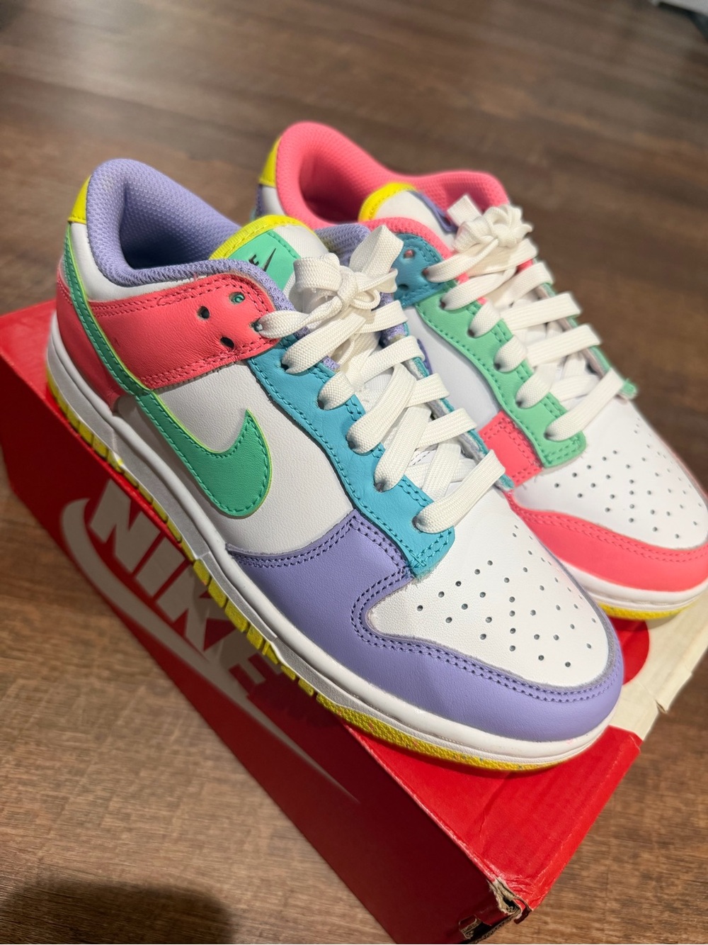 Nike Dunk Low Easter